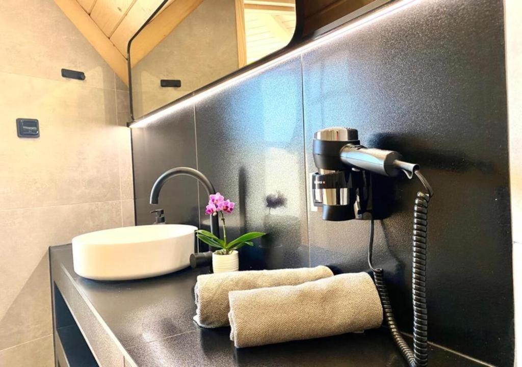 Apartment Osada Poli Koniakow - Panoramiczny Domek Nr 2 Z Prywatna Balia I Hydromasazem *